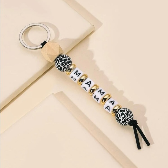 Mama beaded Leopard Tassel Key Chain - Picture 1 of 2